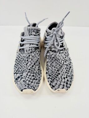 Adidas Women's Originals Tubular Entrap Sneakers Shoes BA7100 Size 7, Gray Snake